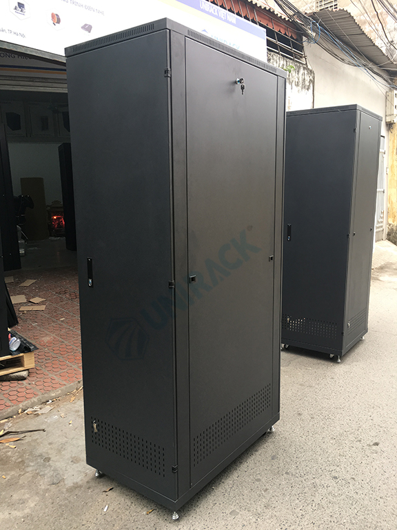 Tủ rack 42U